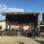 Scène mobile podium 60 à 90 m²
