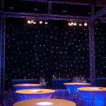 Tissu étoilé LED fixes 6 x 3m avec pieds