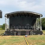 Scène mobile remorque 54m2 Arc en cercle