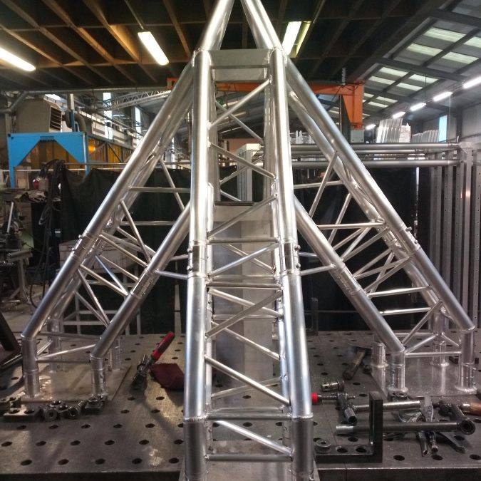 Tête pont pyramide carrée ASD SZ290